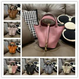 Picture of Hermes Handbags _SKUfw222105985fw